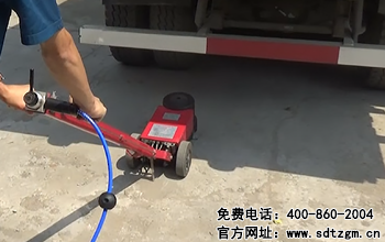 山东田中卡车养护抢修服务车快修气动工具使用